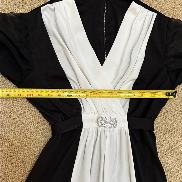 Vintage 70’s Black and White Glamour Dress - Picture 7 of 8